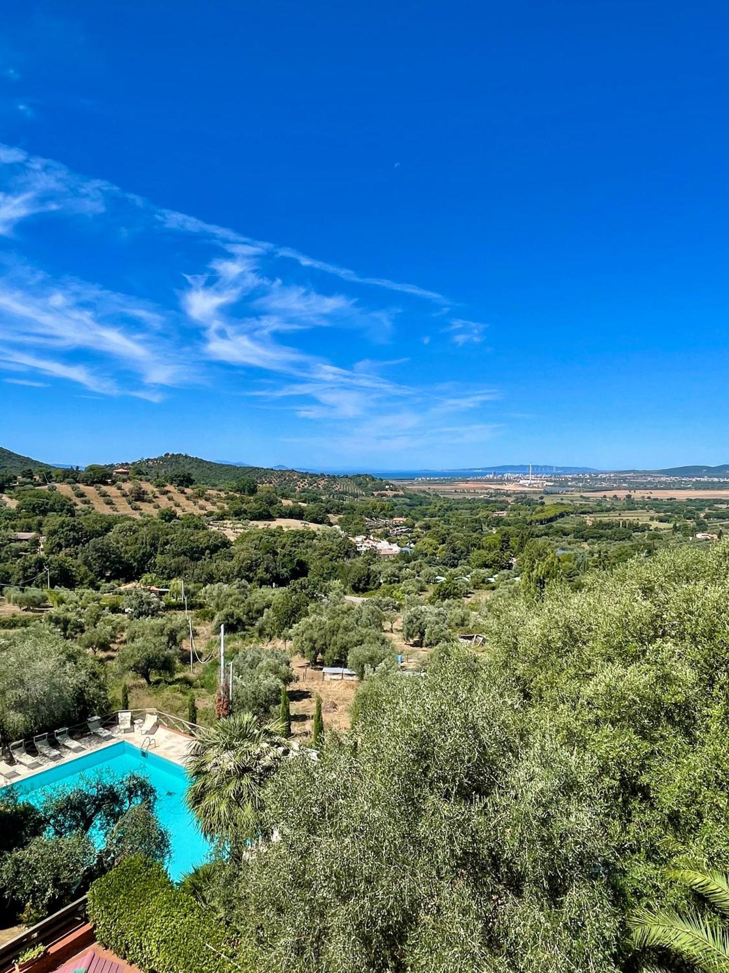 Madonna Del Poggio Cav Aparthotel Scarlino Exterior foto