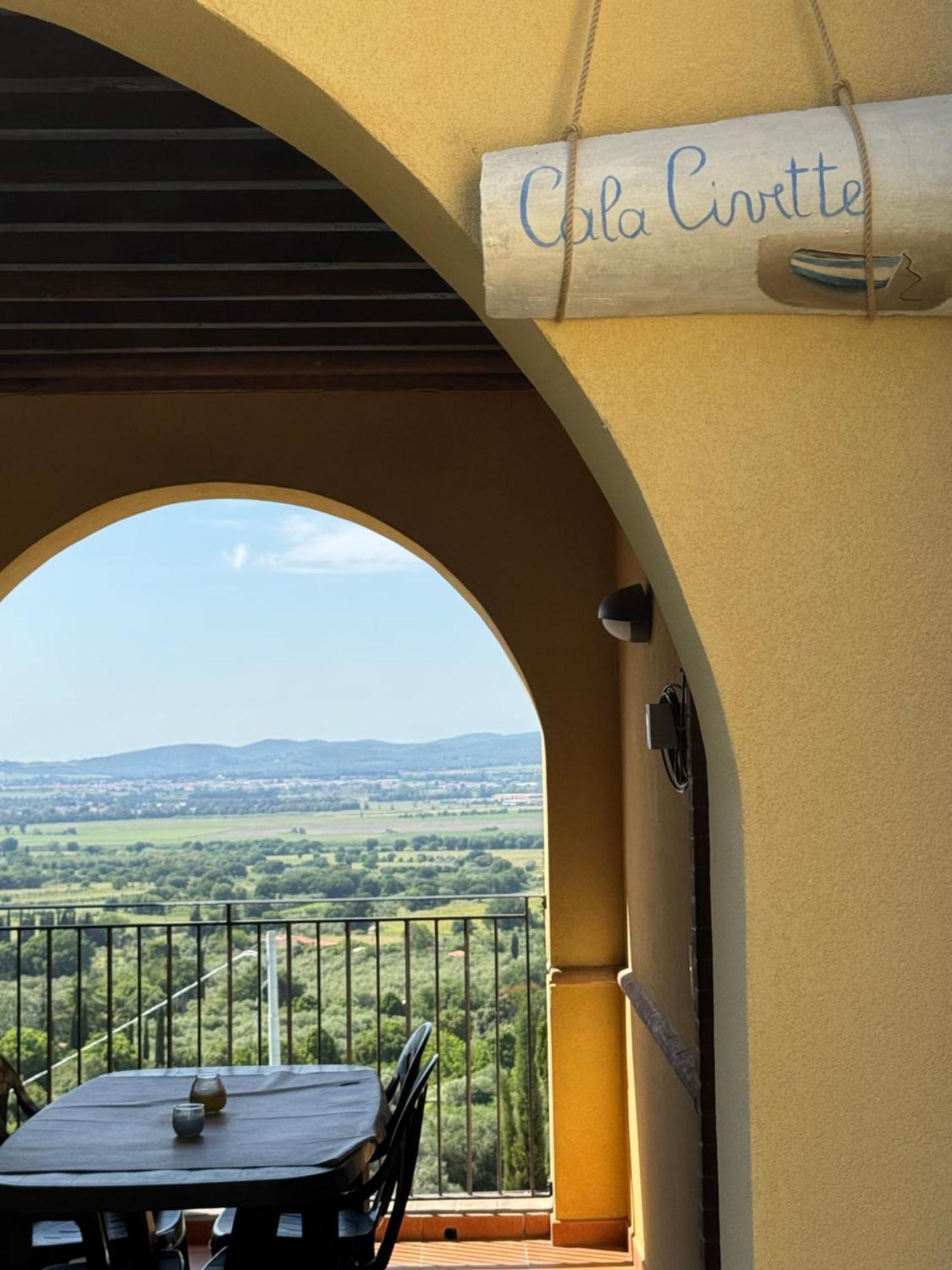 Madonna Del Poggio Cav Aparthotel Scarlino Exterior foto